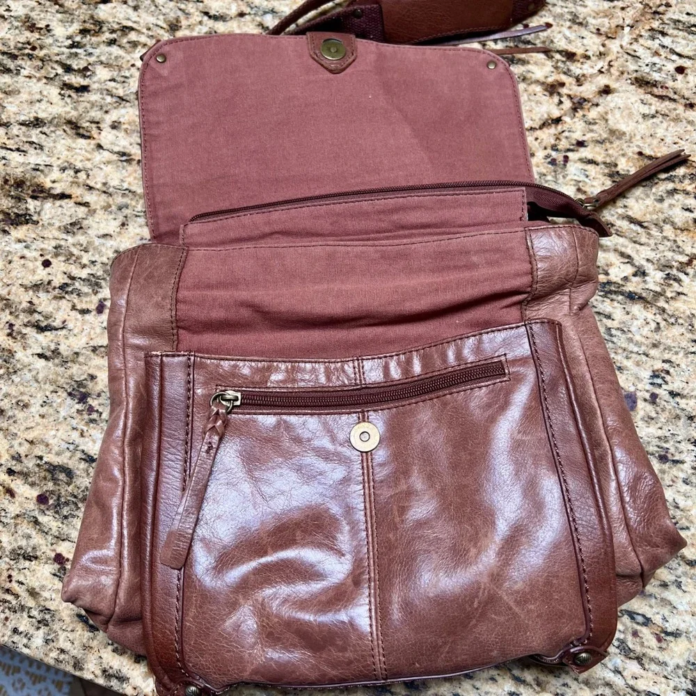 The Sak Ventura Convertible Backpack Crossbody Bag Brown Leather Cognac Boho